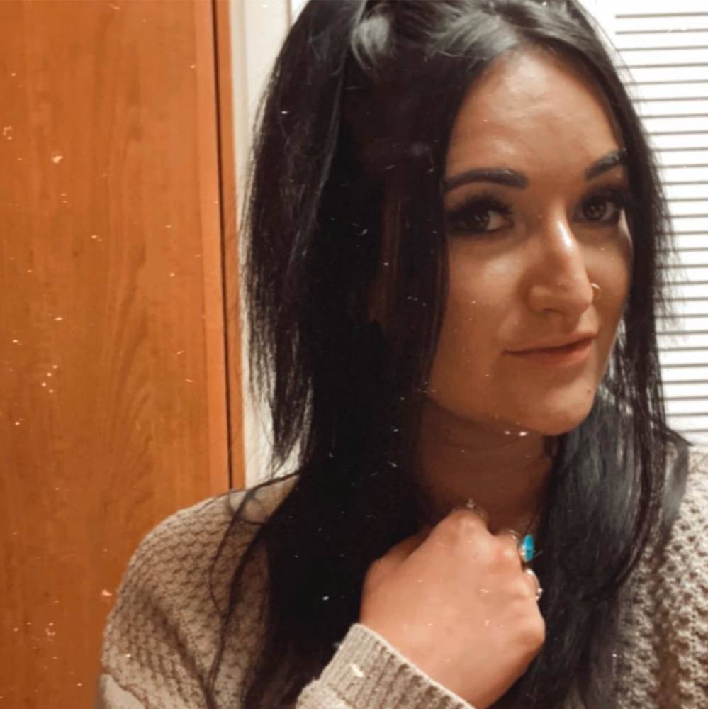 Meet your Posher, Marissa